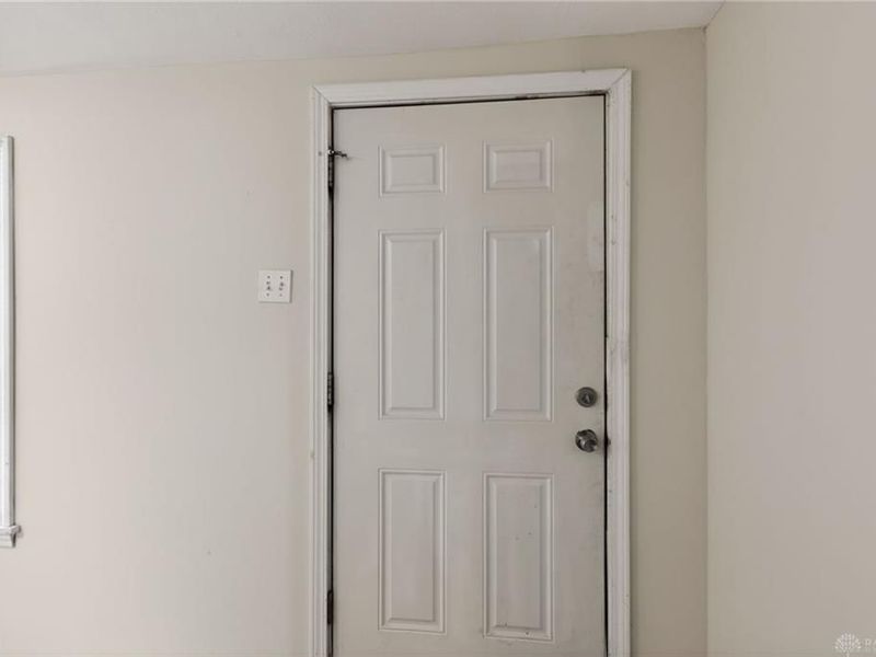 525 Blue Bell Road, Riverside, OH 45431 Photo 7