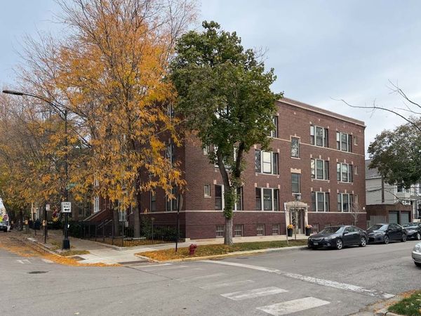 1940 W Berenice Avenue , Unit 2, Chicago, IL 60613