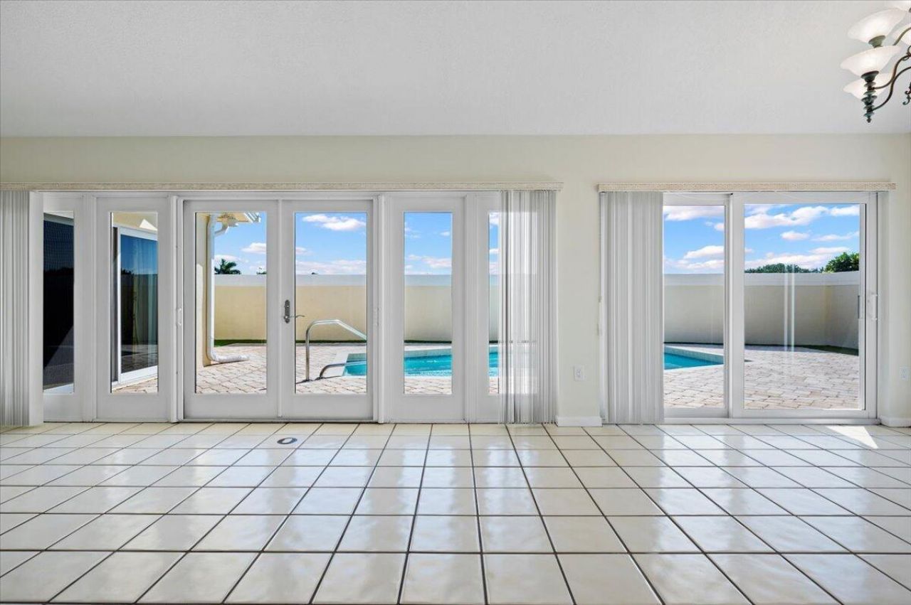 180 Ridge Road, Jupiter, FL 33477 Photo