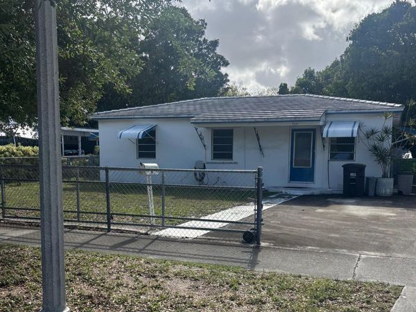 3101 Parker Avenue, West Palm Beach, FL 33405