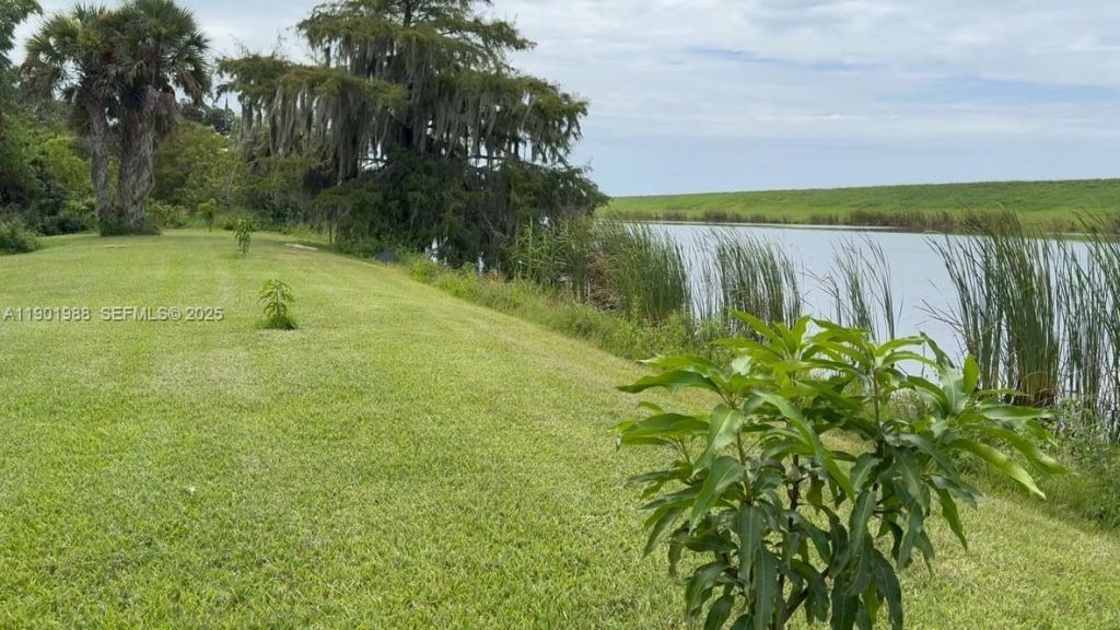 12600 SW Conners Highway, Okeechobee, FL 34974 Photo