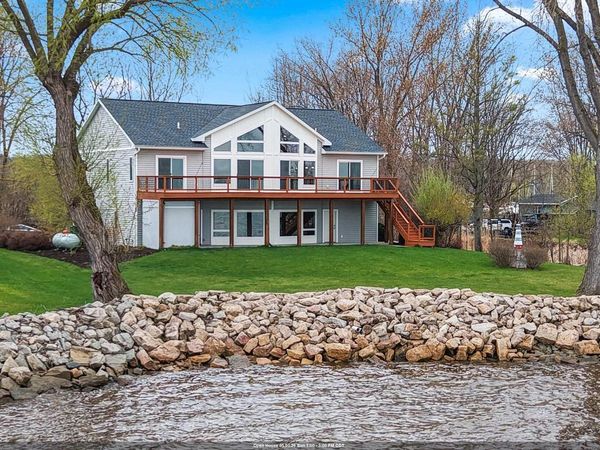 534 RESORT ROAD, Suamico, WI 54173