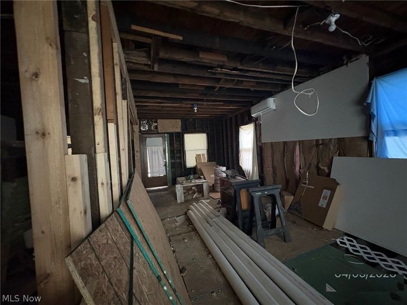 4101 Pensacola Avenue, Cleveland, OH 44109 Photo 4