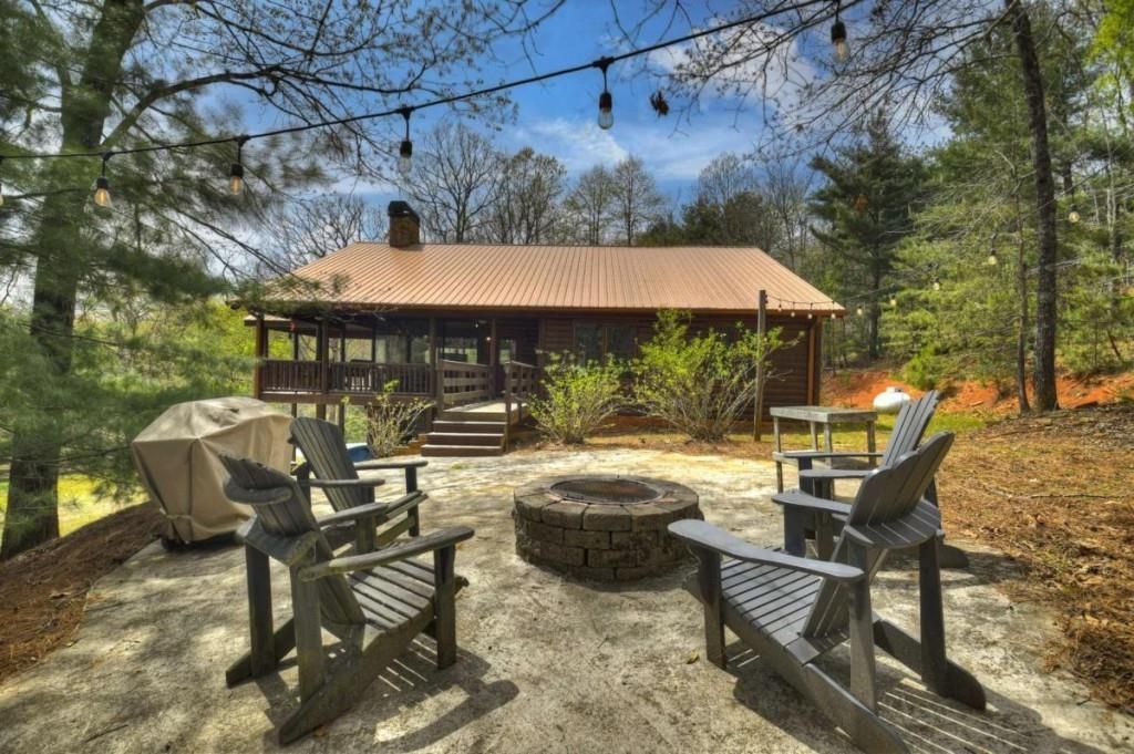 6 Red Holly Road, Blue Ridge, GA 30513 Main Photo