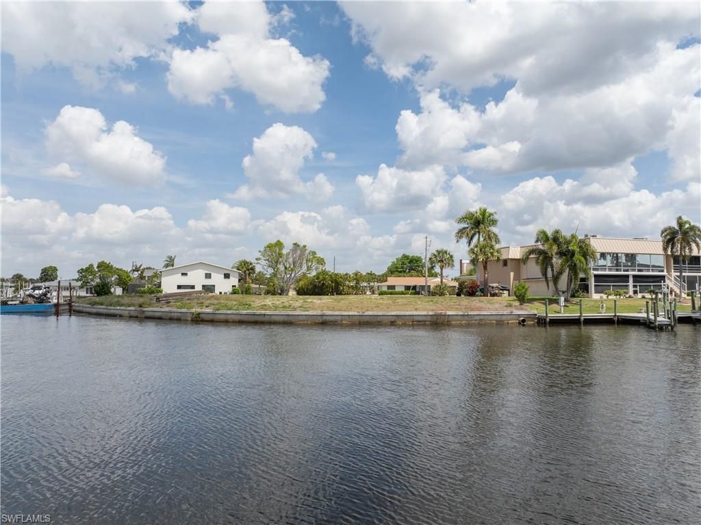 1649 Edith Esplanade, Cape Coral, FL 33904 Photo