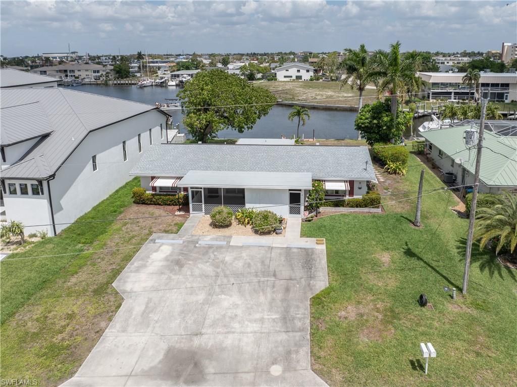 1649 Edith Esplanade, Cape Coral, FL 33904 Photo