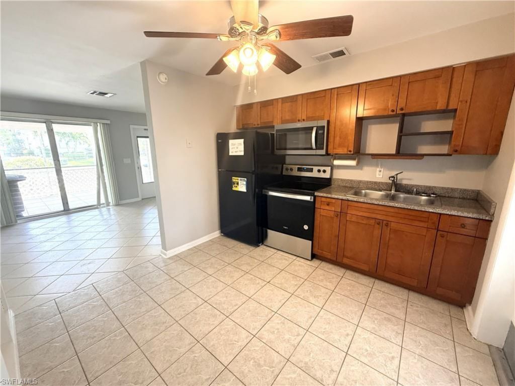 1649 Edith Esplanade, Cape Coral, FL 33904 Photo