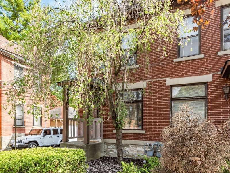 237 Collins Avenue, Columbus, OH 43215 Photo 1