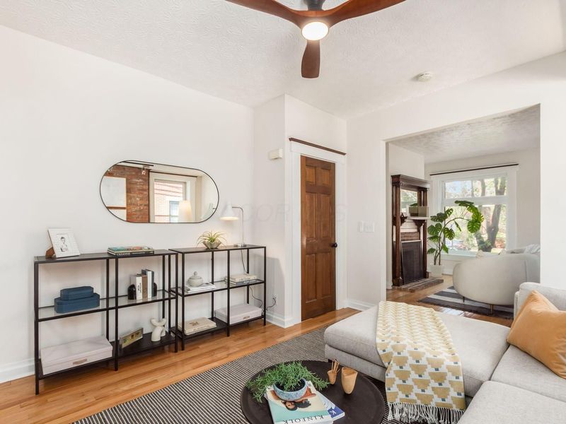 237 Collins Avenue, Columbus, OH 43215 Photo 11