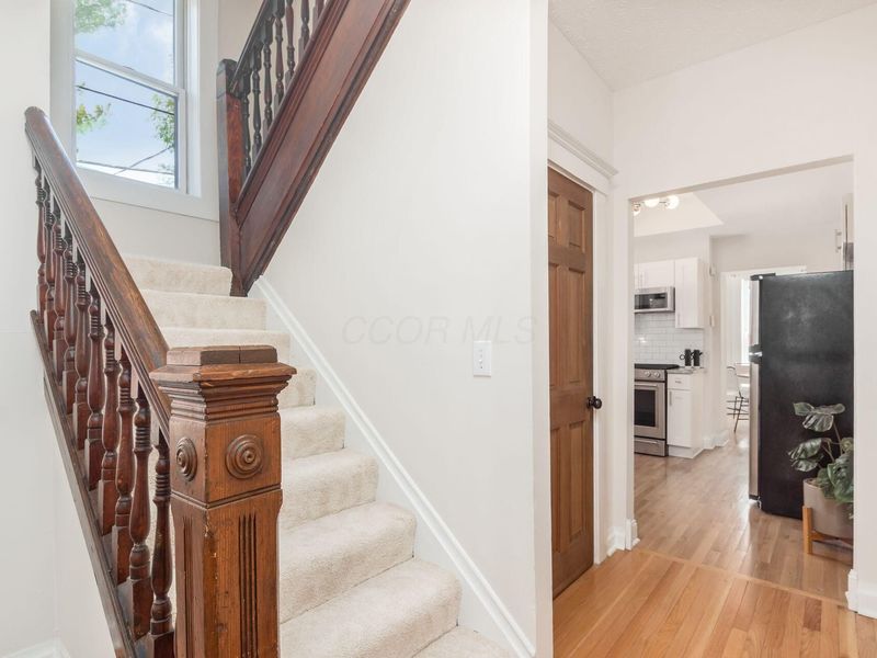 237 Collins Avenue, Columbus, OH 43215 Photo 13