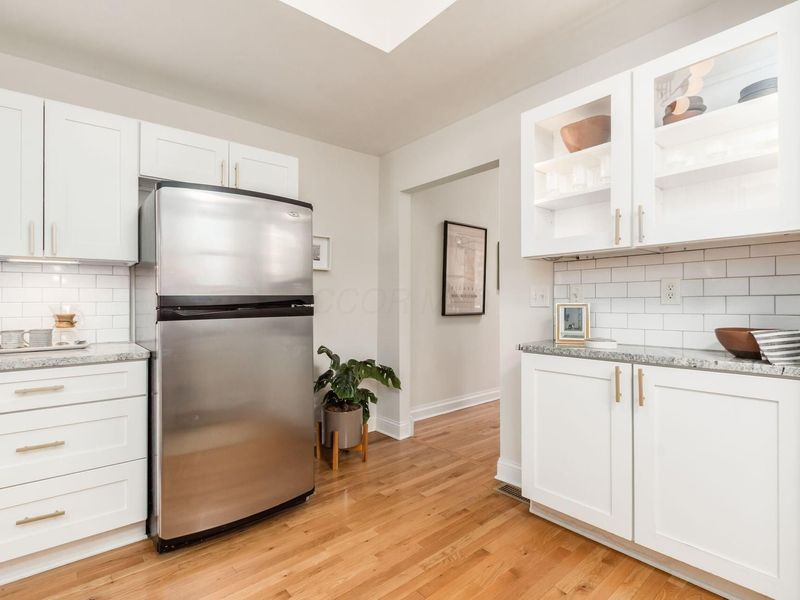 237 Collins Avenue, Columbus, OH 43215 Photo 16