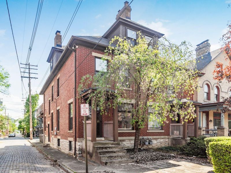 237 Collins Avenue, Columbus, OH 43215 Photo 3