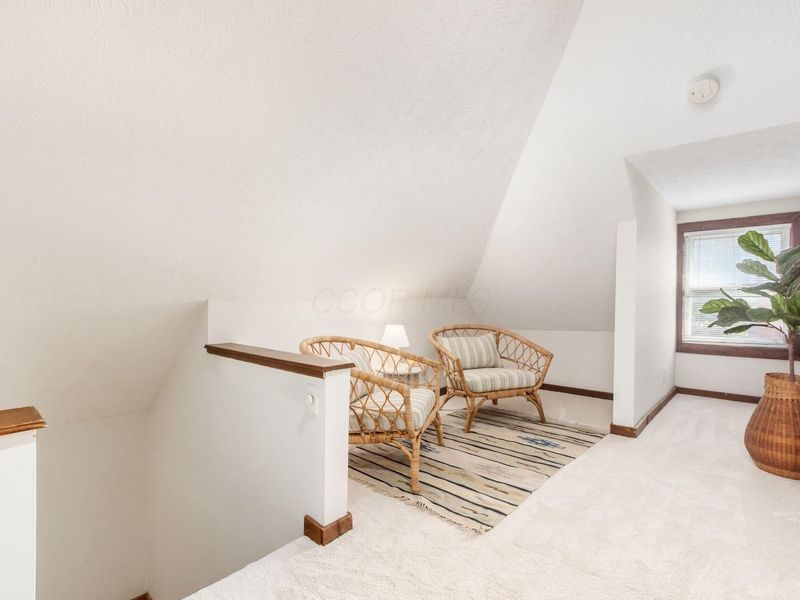 237 Collins Avenue, Columbus, OH 43215 Photo 43