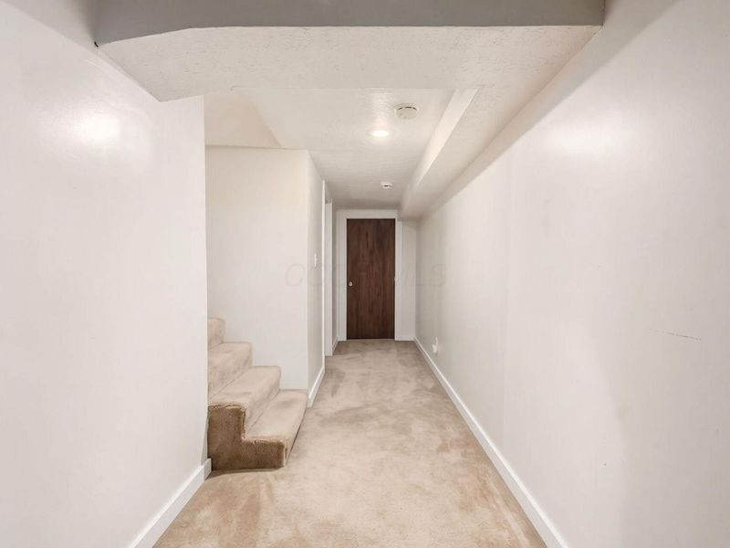 237 Collins Avenue, Columbus, OH 43215 Photo 44