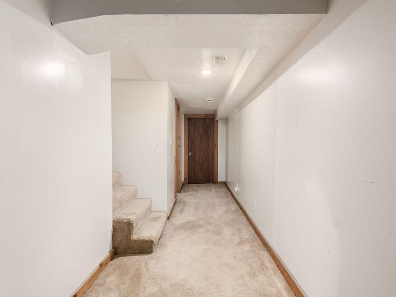 237 Collins Avenue, Columbus, OH 43215 Photo 44