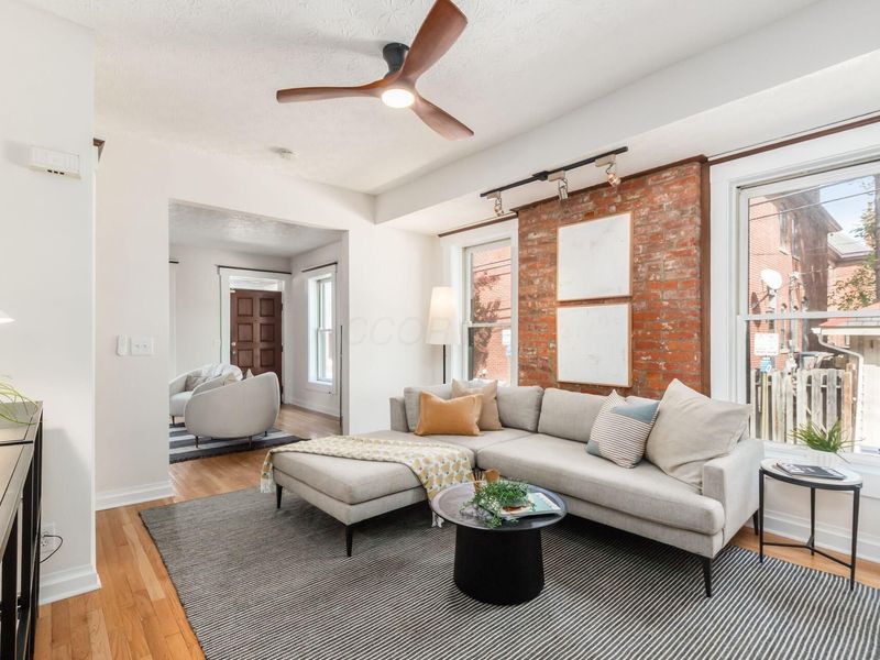 237 Collins Avenue, Columbus, OH 43215 Photo 9