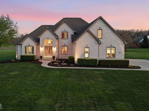 7111 W Cub Boulevard, New Palestine, IN 46163