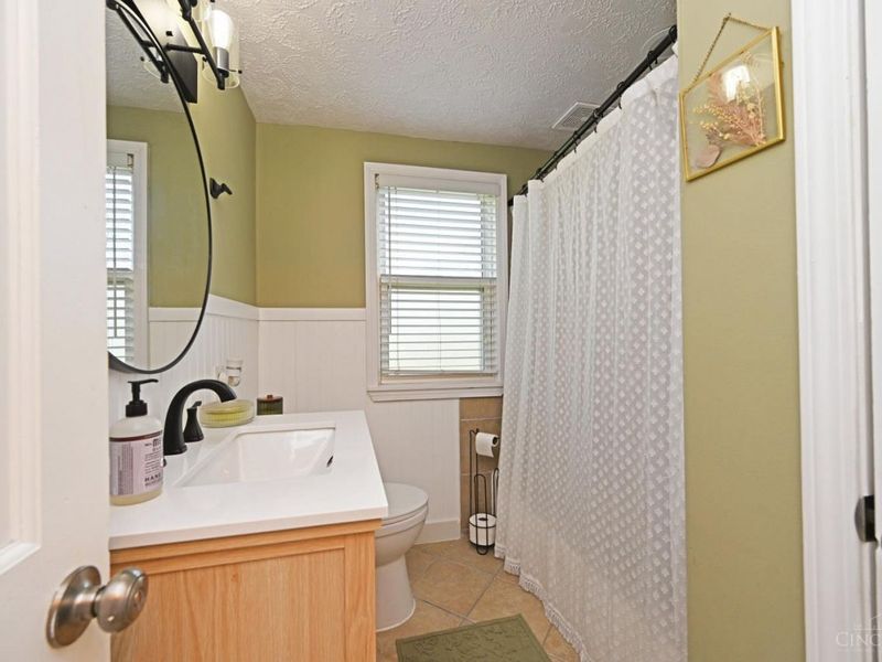 640 Magie Avenue, Fairfield, OH 45014 Photo 14