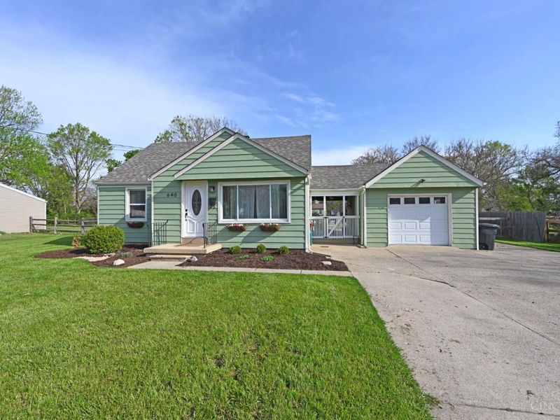 640 Magie Avenue, Fairfield, OH 45014 Photo 2