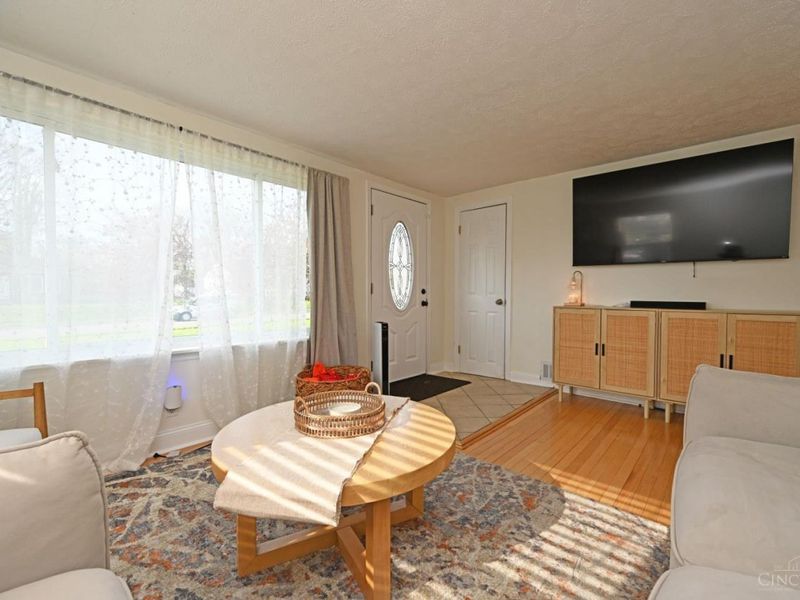 640 Magie Avenue, Fairfield, OH 45014 Photo 6