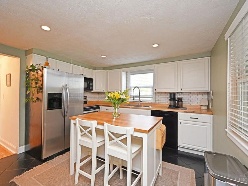 640 Magie Avenue, Fairfield, OH 45014 Photo 8