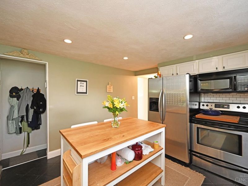 640 Magie Avenue, Fairfield, OH 45014 Photo 9