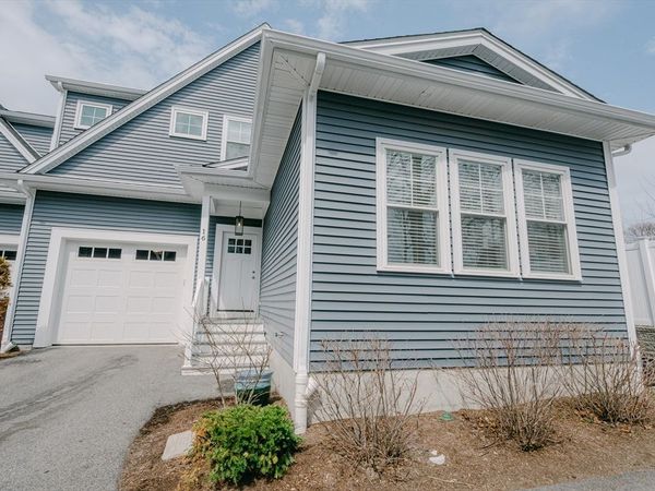 16 Nina Ct, Unit 8, Dedham, MA 02026