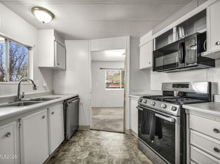 150 W 4th Avenue, Sun Valley, NV 89433 Photo