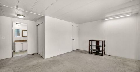 150 W 4th Avenue, Sun Valley, NV 89433 Photo