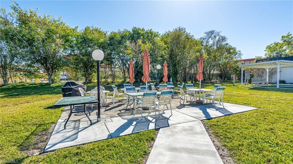 6834 Bogey Dr, Fort Myers, FL 33919 Photo