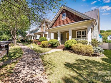 6747 E Douglas Park Drive, Huntersville, NC 28078