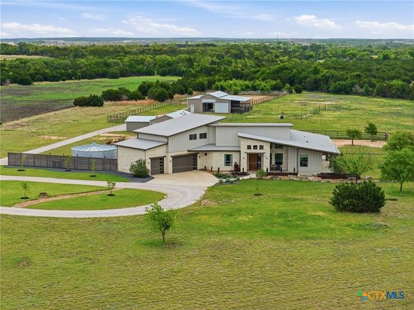 215 Mesa Vista Drive, Leander, TX 78641