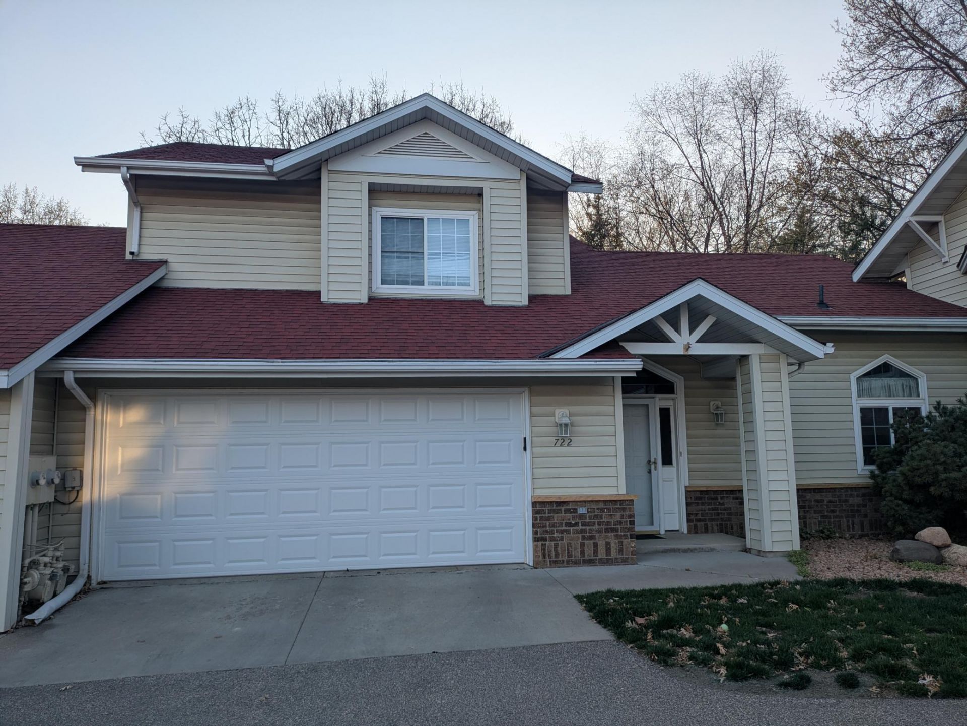 722 E Nicollet Boulevard, Burnsville, MN 55337 Main Photo