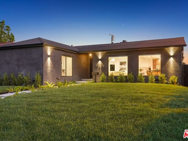 11642 Hartsook Street, Valley Village, CA 91601