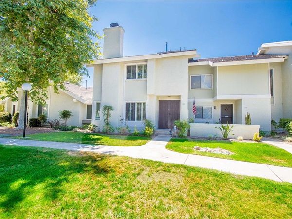 21147 Via Canon, Unit 17, Yorba Linda, CA 92887