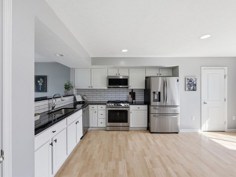 3672 Rubythroat Drive, Unit 3, Columbus, OH 43230 Photo 14