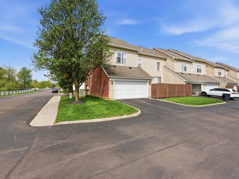 3672 Rubythroat Drive, Unit 3, Columbus, OH 43230 Photo 35