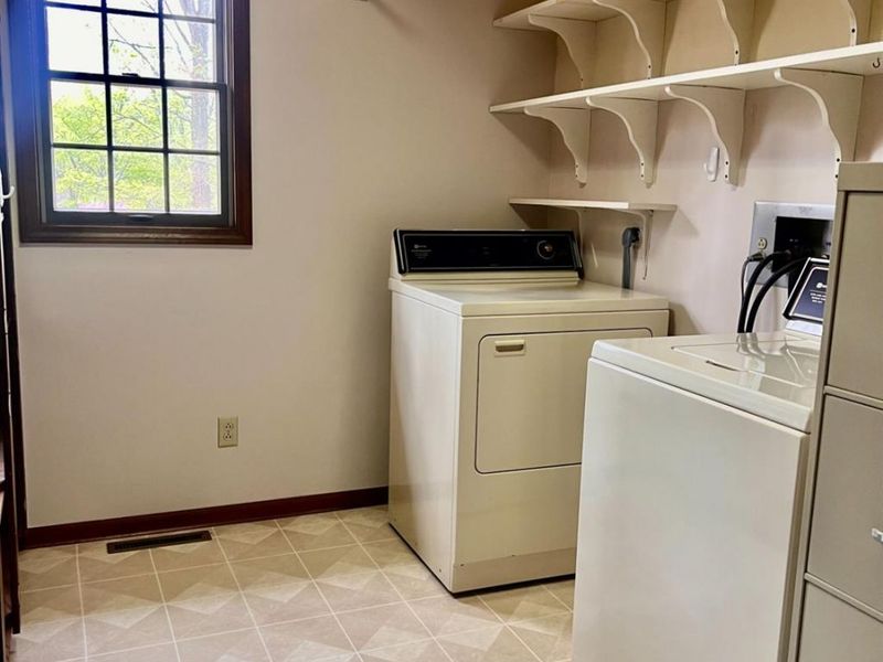 54 Harris Avenue, Norwalk, OH 44857 Photo 6