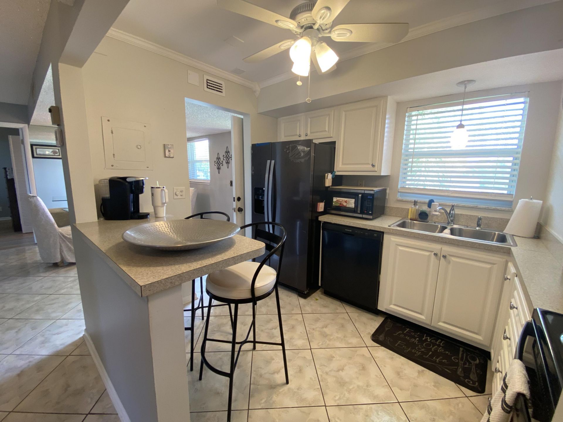 715 Lori Drive, Unit 304, Palm Springs, FL 33461 Photo