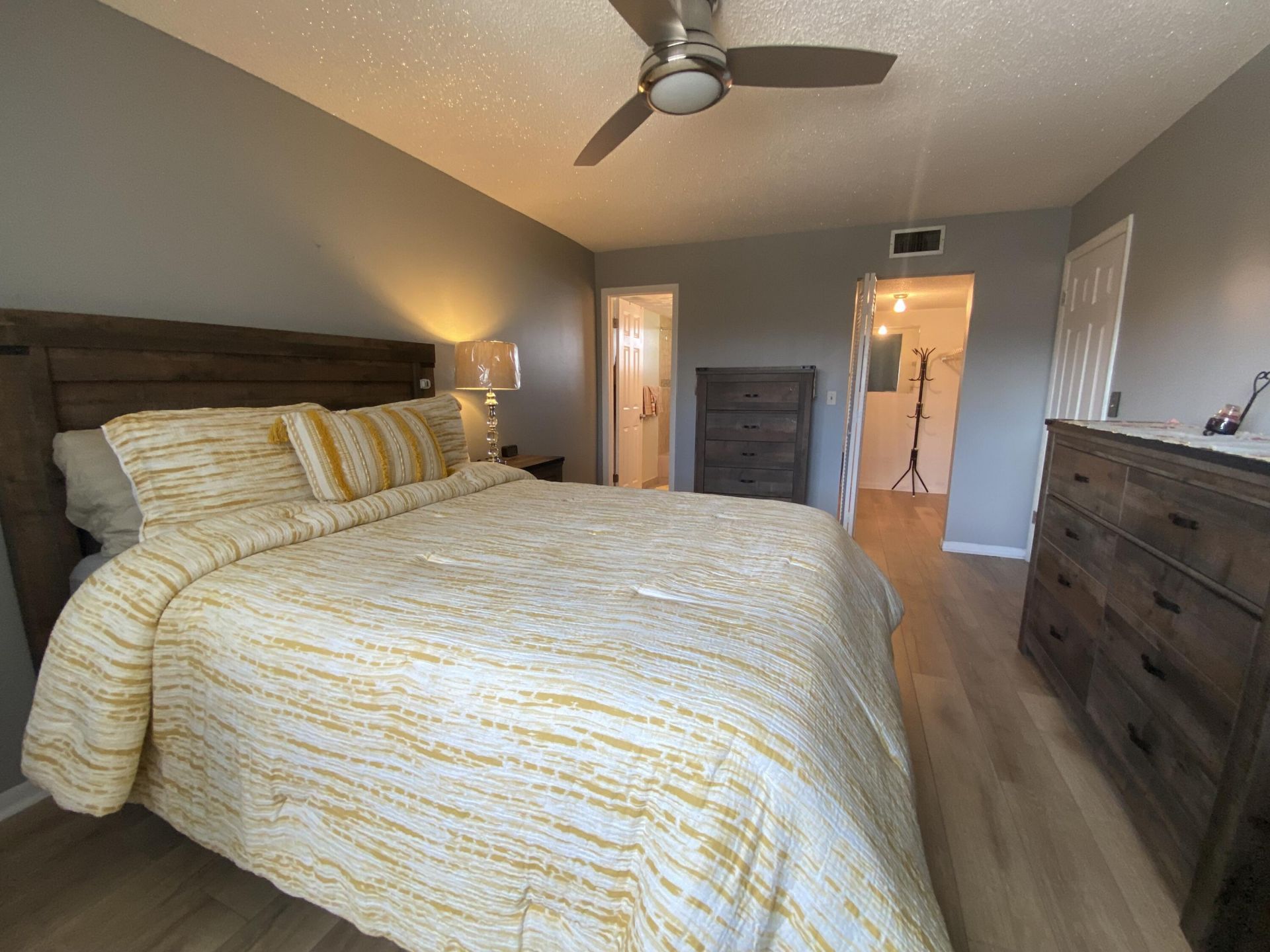 715 Lori Drive, Unit 304, Palm Springs, FL 33461 Photo