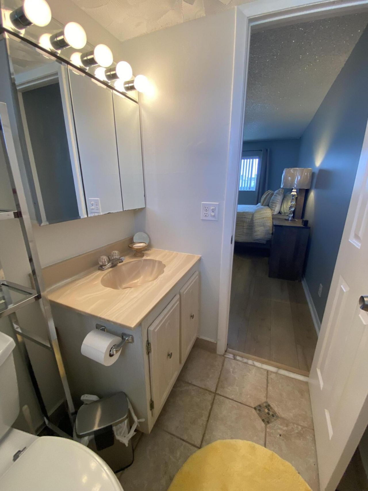 715 Lori Drive, Unit 304, Palm Springs, FL 33461 Photo