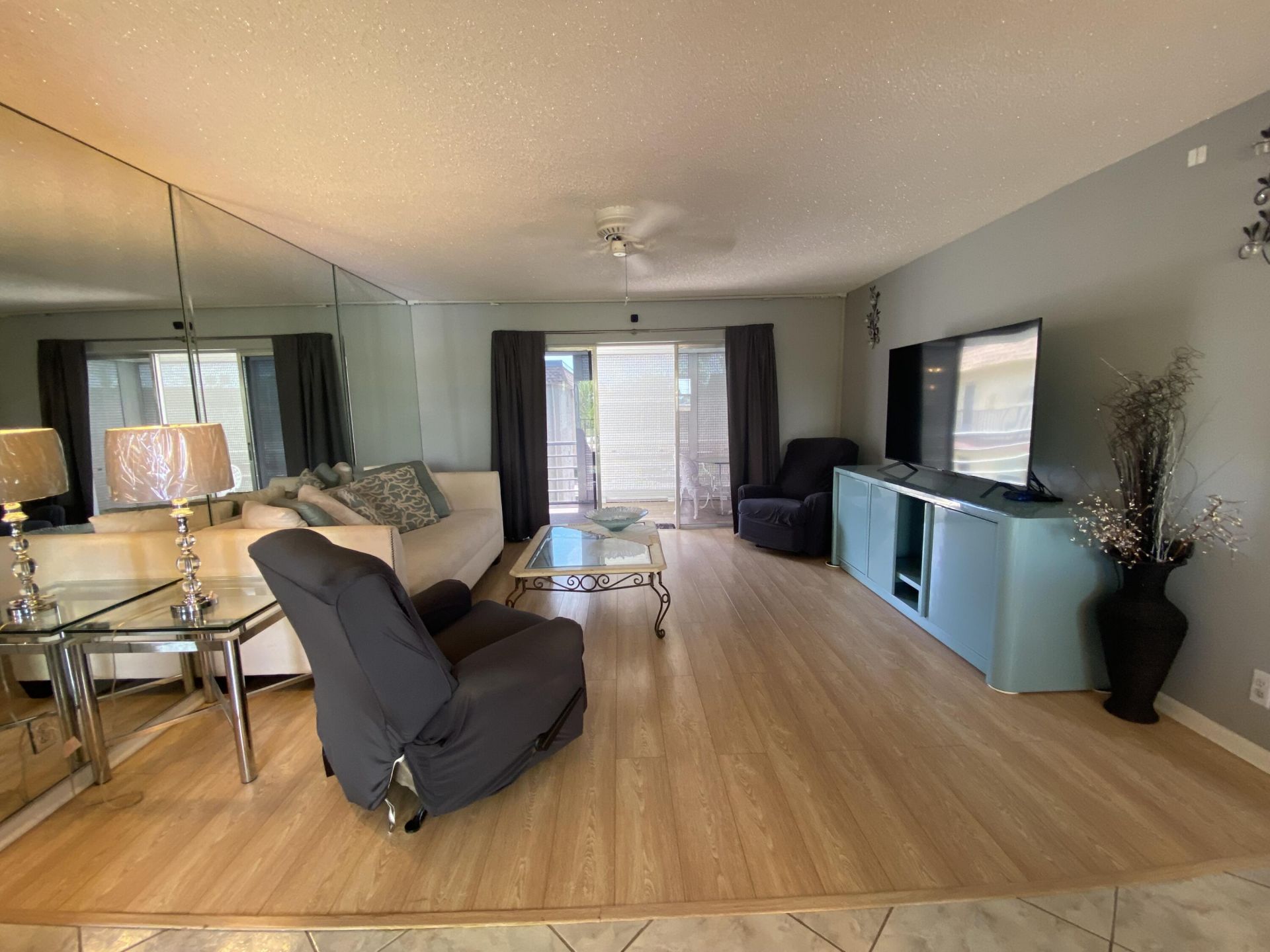 715 Lori Drive, Unit 304, Palm Springs, FL 33461 Photo