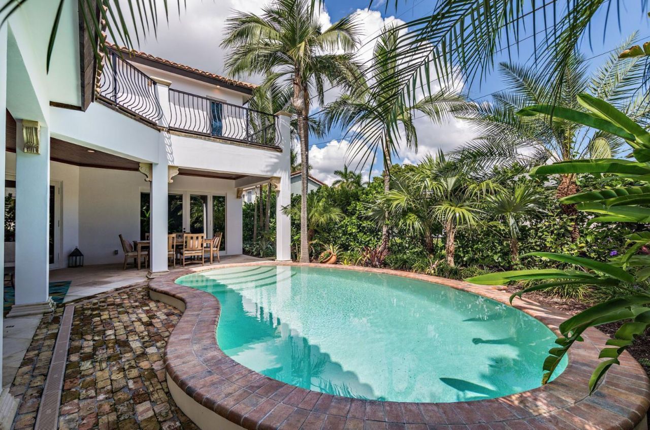 141 Gregory Place, West Palm Beach, FL 33405 Photo