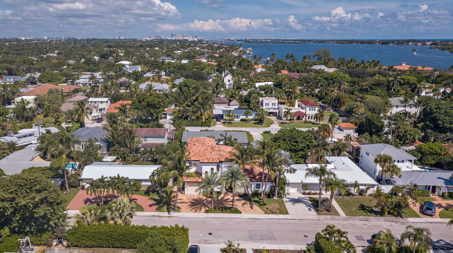 141 Gregory Place, West Palm Beach, FL 33405 Photo