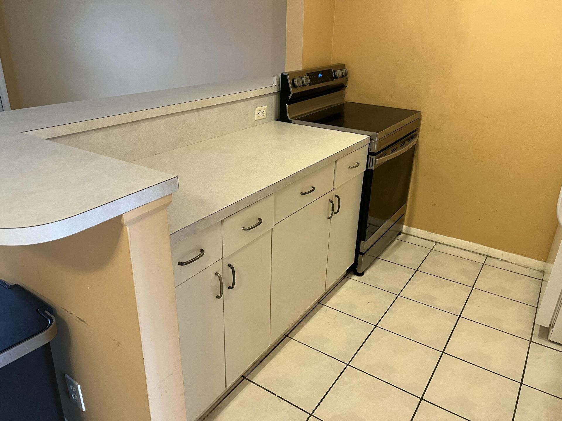 2701 Middle River Drive, Unit 19, Fort Lauderdale, FL 33306 Photo