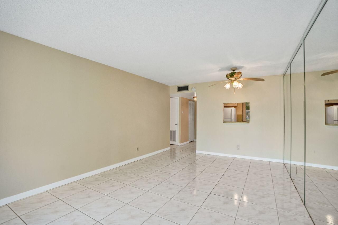 9460 Sunrise Lakes Boulevard, Unit 106, Sunrise, FL 33322 Photo