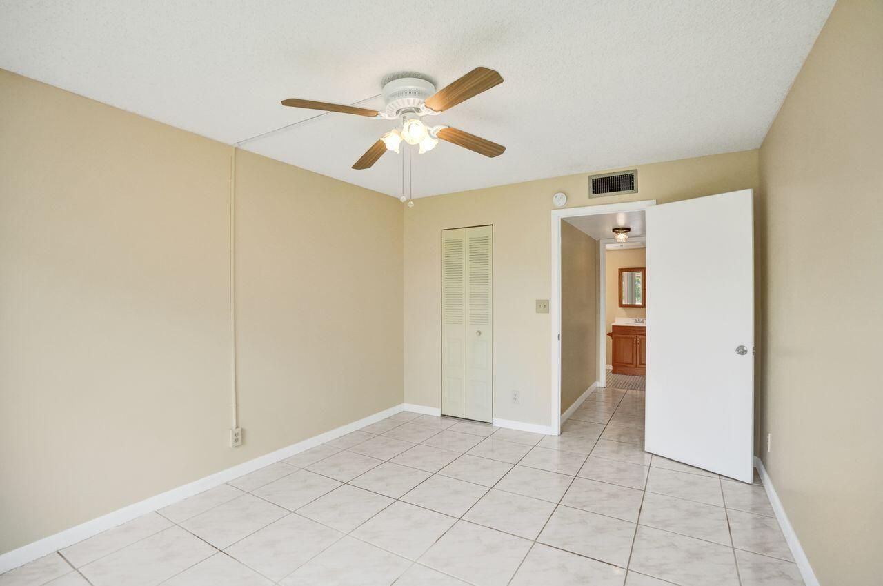 9460 Sunrise Lakes Boulevard, Unit 106, Sunrise, FL 33322 Photo