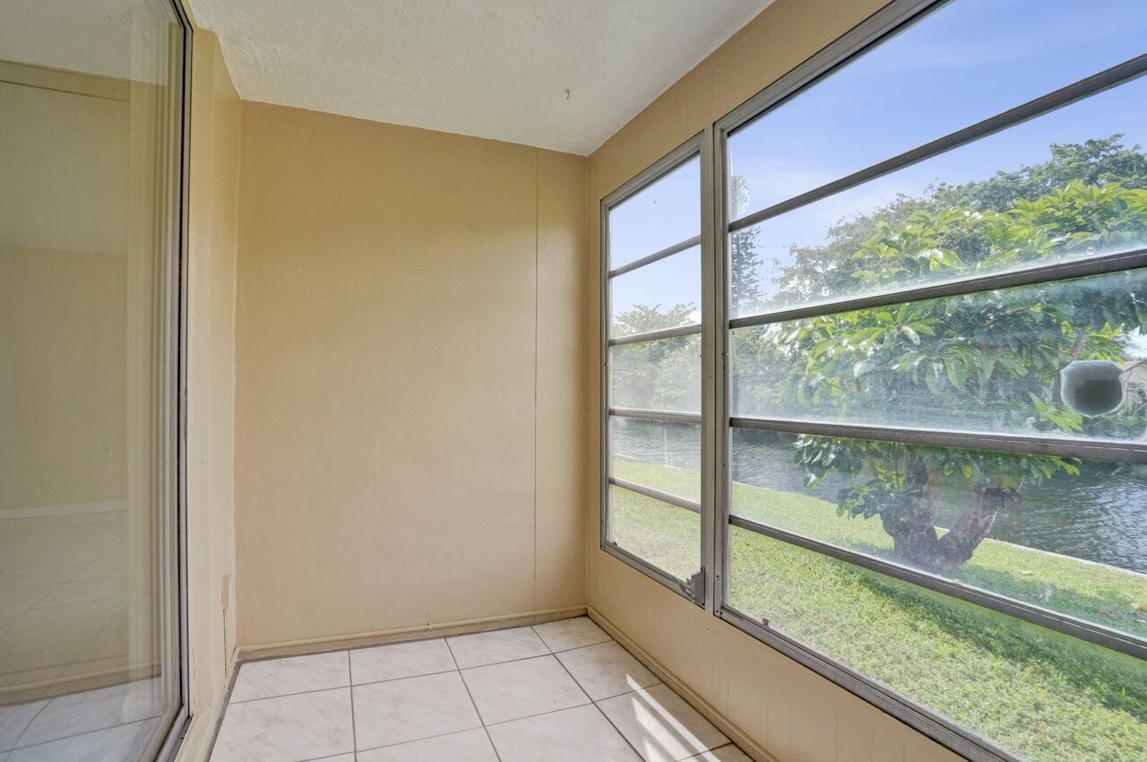 9460 Sunrise Lakes Boulevard, Unit 106, Sunrise, FL 33322 Photo
