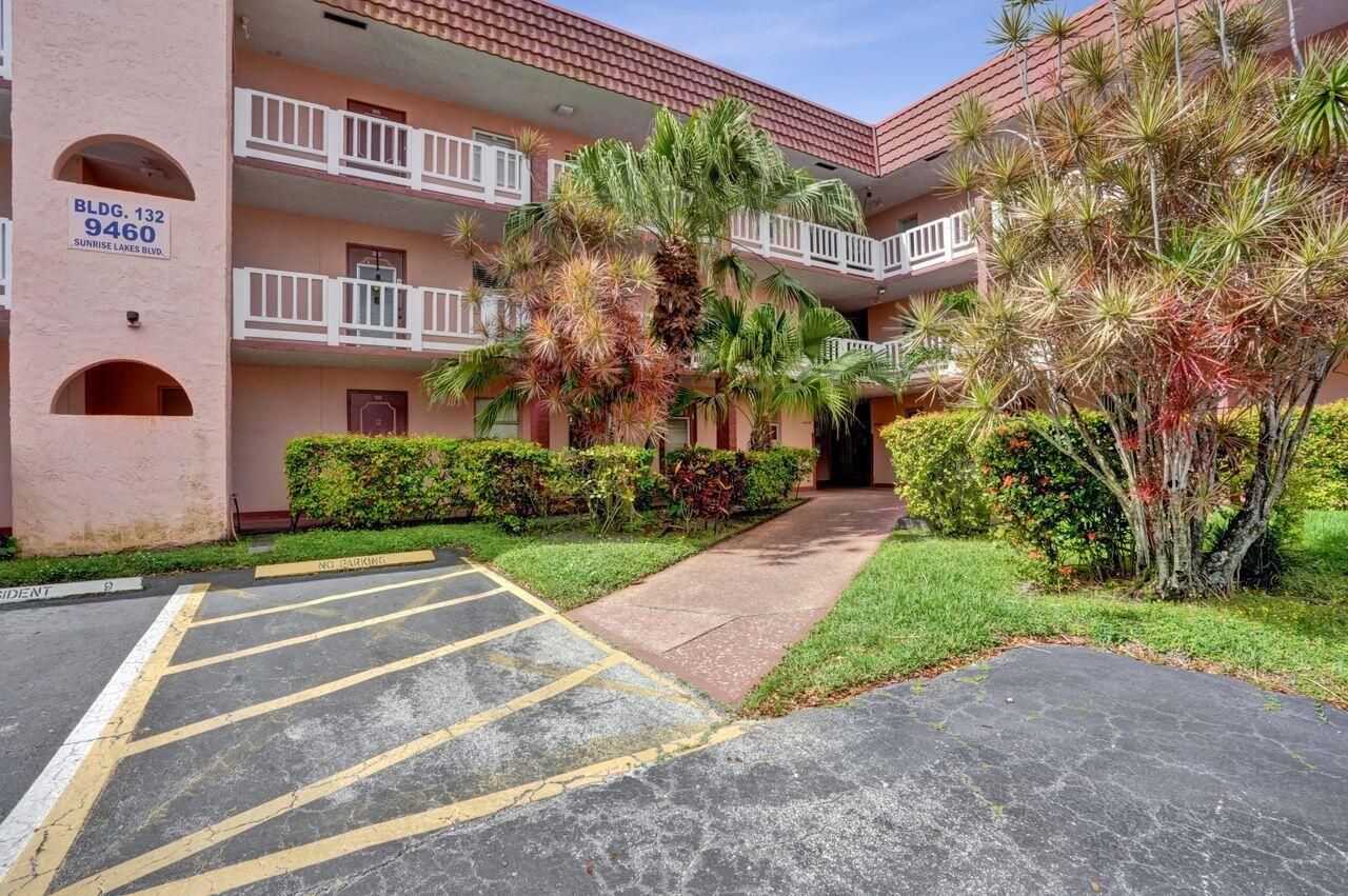 9460 Sunrise Lakes Boulevard, Unit 106, Sunrise, FL 33322 Photo