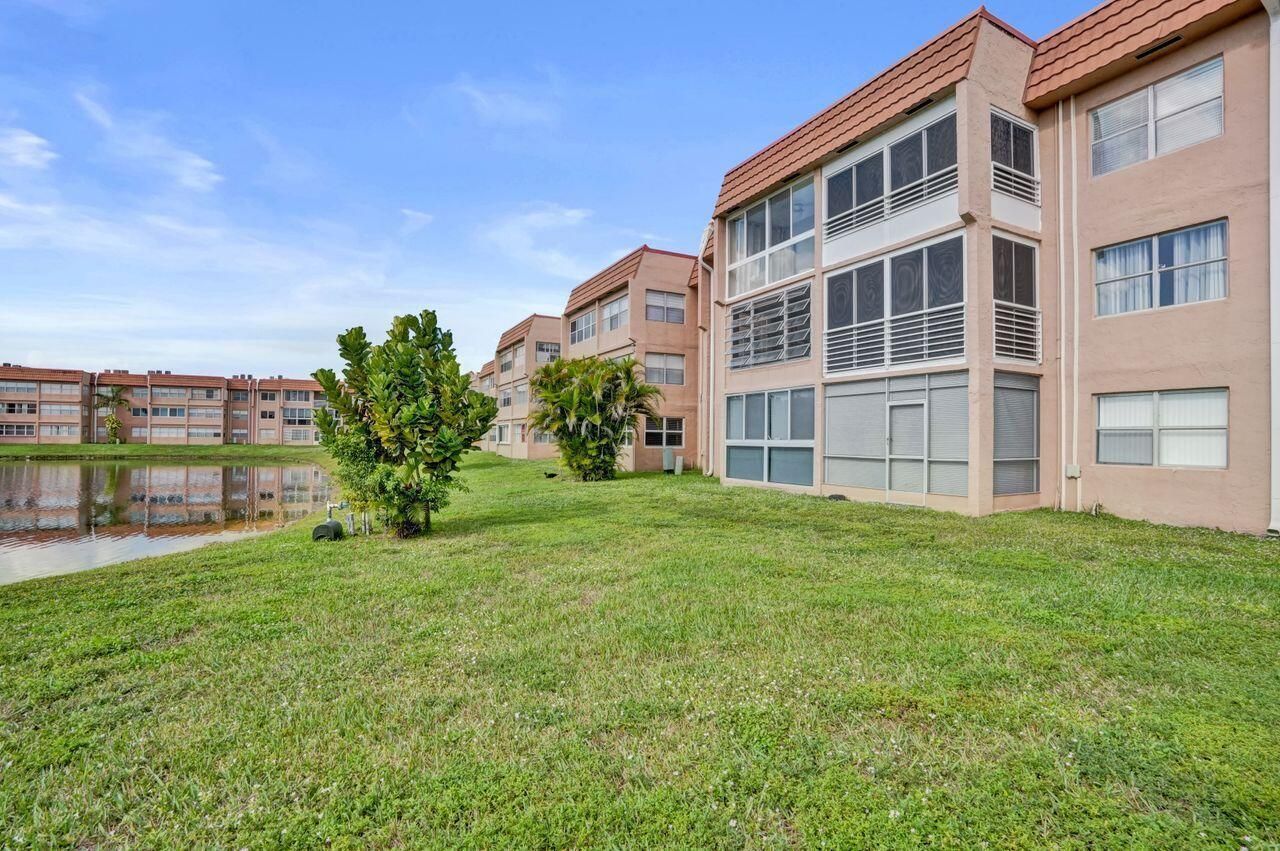 9460 Sunrise Lakes Boulevard, Unit 106, Sunrise, FL 33322 Photo